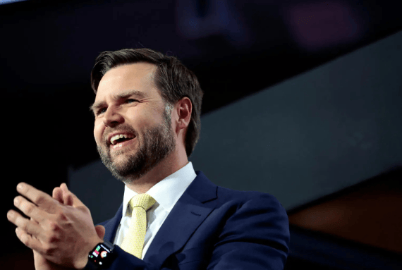 皇冠信用代理注册_万斯彻底不装了皇冠信用代理注册，公然对中国改称呼，外交部直言令人“感到悲哀”