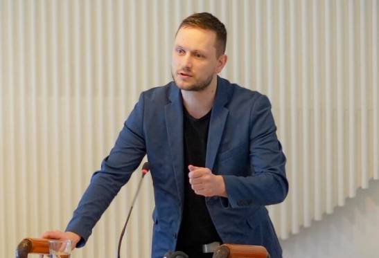 皇冠信用最新地址_“美国要把在亚太对付中国那套皇冠信用最新地址，炮制到格陵兰岛，不过…”