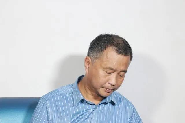 NBA季后
_“流浪大师”沈巍被发现街头翻找垃圾桶NBA季后
,本人否认“重回流浪生活”:是坚持节俭理念