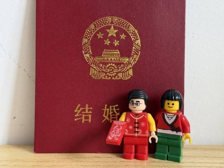 怎么开皇冠信用盘_男子相亲闪婚后发现女方有精神残疾怎么开皇冠信用盘，10万彩礼被8个媒人分走8万