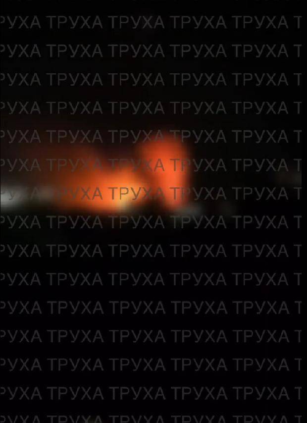 皇冠信用網登1,登2,登3出租_炸弹药库皇冠信用網登1,登2,登3出租，炸兵营，3枚高超弹炸了北约军援，特朗普送普京大礼？