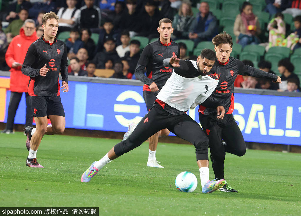 德国乙组联赛
_米体:法国球队为阿泰卡梅报价1300万欧德国乙组联赛
,米兰1050万报价被拒