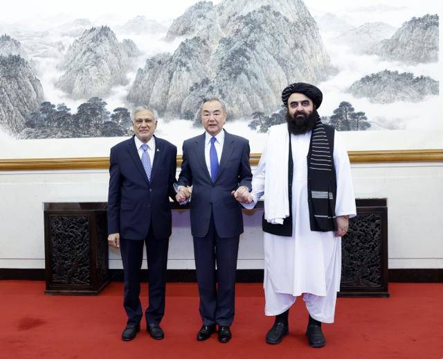 hga030皇冠安卓手机版
_塔利班明确表态hga030皇冠安卓手机版
，他们绝不听命于美国，中国出手，这2国都安心了