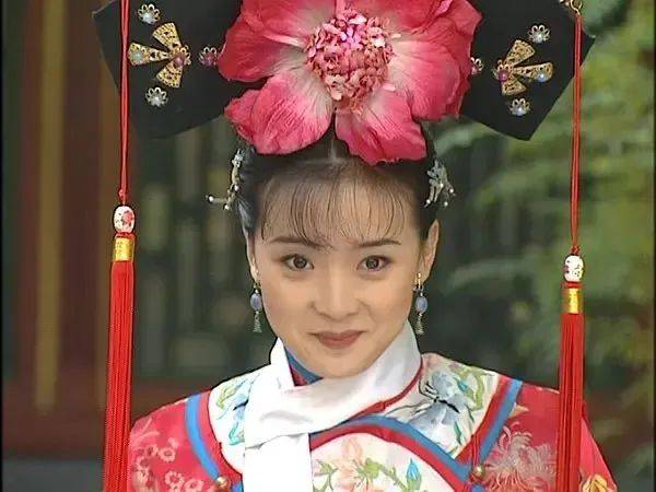 皇冠信用网
_“晴格格”王艳直播带货保健品皇冠信用网
,两场卖了3000多万元!曾被曝住亿元豪宅;富豪丈夫已被“限高”,公司被典当行追债