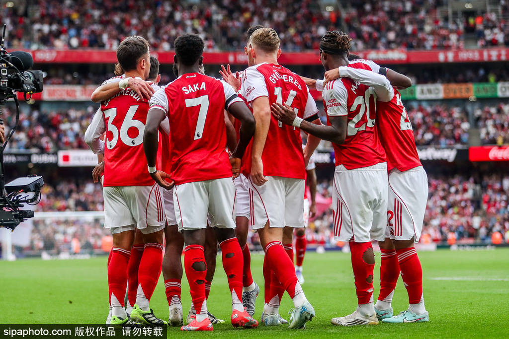 波兰超级联赛 
_英超-约克雷斯双响萨卡破门+伤退 阿森纳5-0利兹联暂登顶