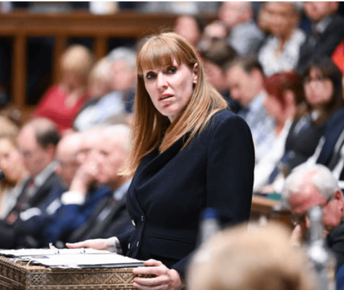 皇冠會員申請_金正恩女儿首登国际舞台皇冠會員申請,引爆接班传闻!英国首相被架空,工党内斗成全武行…