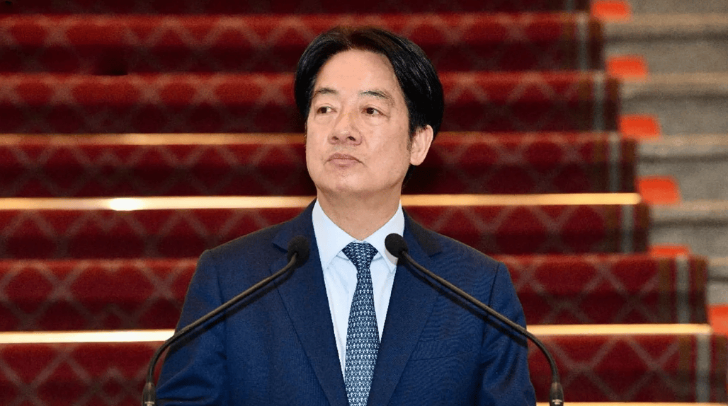 法国vs波兰_大陆高层会见洪秀柱法国vs波兰，握手30秒大有说法，台当局回退立场寻求自保