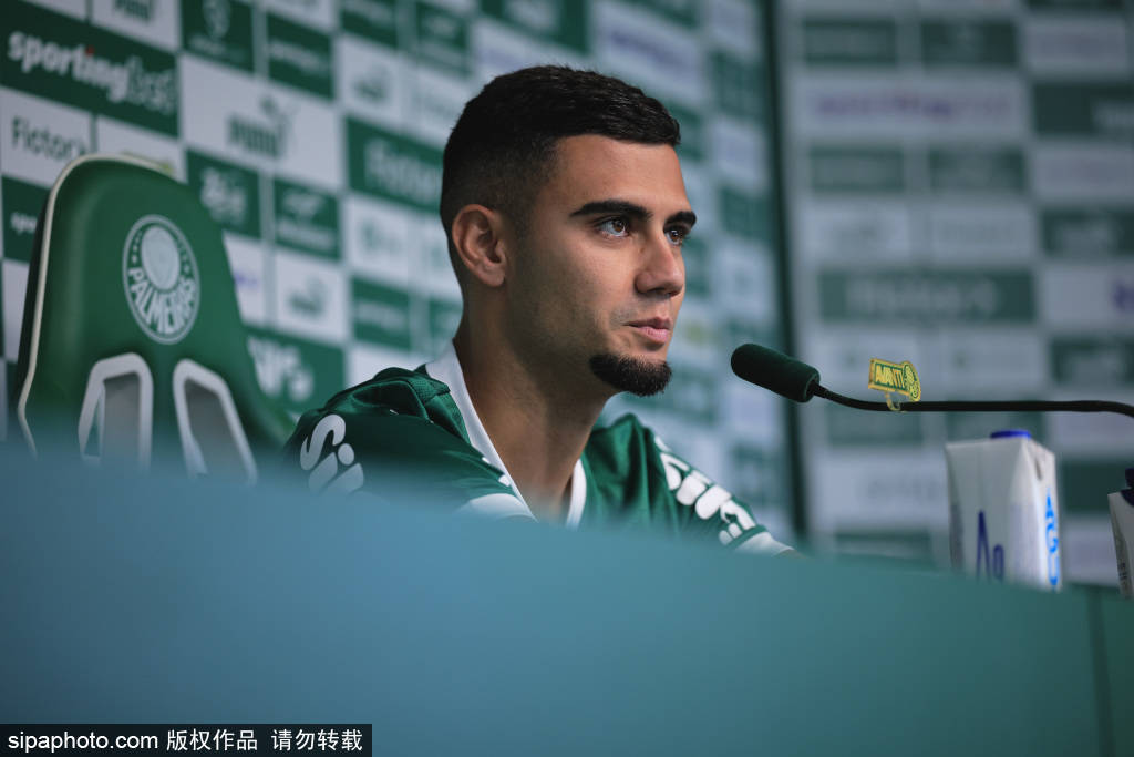 皇冠信用网怎么申请_巴萨与阿森纳争抢19岁“巴西赫伊森”贝内德蒂:南美最具潜力后卫的未来