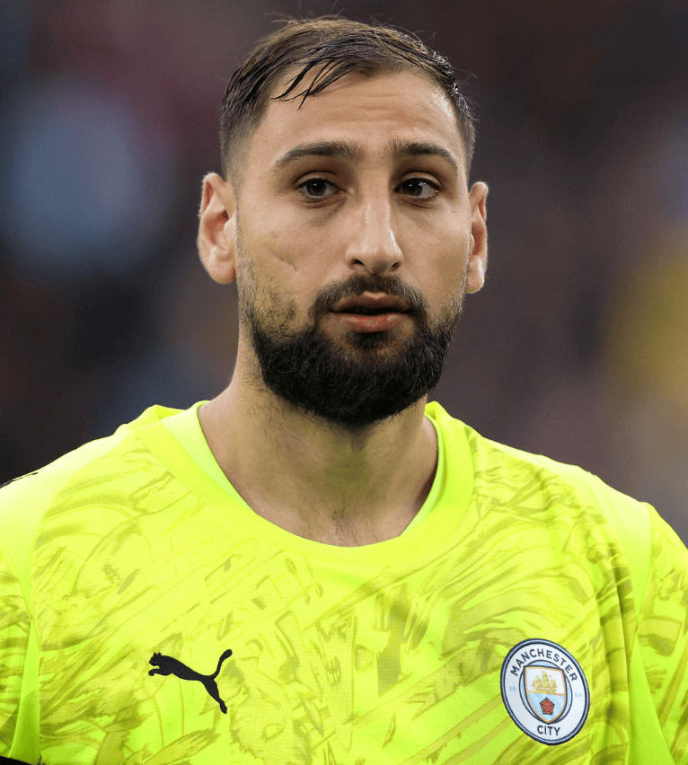 特拉帕尼 vs卡塞塔纳_多纳鲁马完美处子秀！世界级扑救特拉帕尼 vs卡塞塔纳，零封曼联获7.1分，名宿狂赞