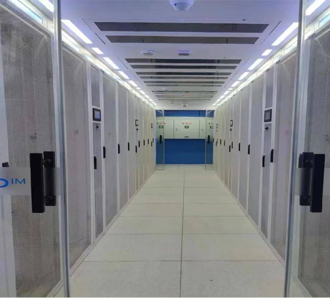 皇冠信用网如何注册
_退市半个多月后皇冠信用网如何注册
,突然就有钱还了?上海一公司控股股东占款近9亿元不还被指“躺平”退市,退市后公司又现巨额收购,最新回应