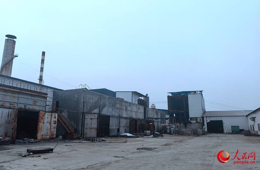 如何代理皇冠信用網
_河南南阳:罚而不管 耕地红线遭硬闯4年