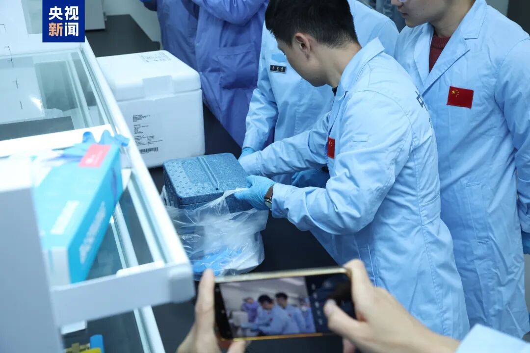 皇冠信用网会员
_带回近100斤太空特产皇冠信用网会员
！已交付科学家