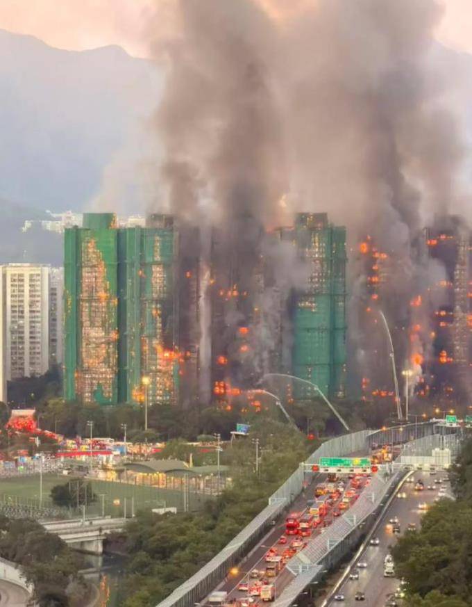 皇冠信用网登2代理申请
_香港大埔多幢高层建筑失火皇冠信用网登2代理申请
，已致13死28伤，政府开设多处庇护中心安置疏散居民