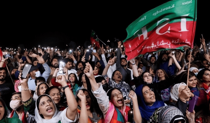 皇冠信用盘哪里申请_巴基斯坦政坛再起风波！三军总司令手握大权皇冠信用盘哪里申请，果断对内发动“铁腕清洗”