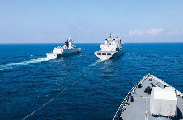 皇冠体育App下载_中国180万桶原油遭殃皇冠体育App下载，特朗普闯下大祸，解放军100枚导弹已就位？