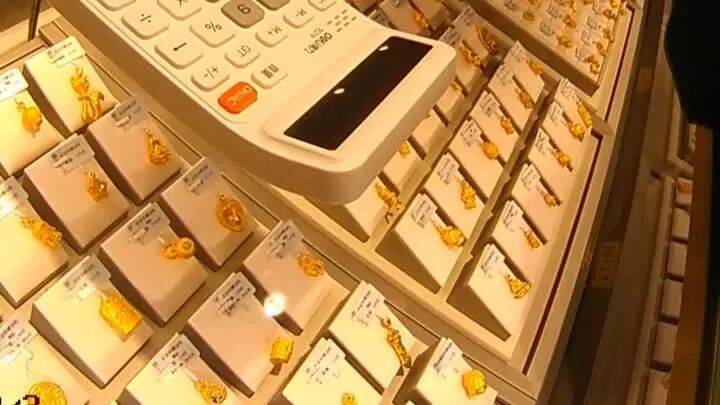 皇冠信用网会员注册_老人狂买26万元金条皇冠信用网会员注册！扬州一金店员工暗中报警