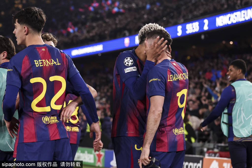 皇冠代理怎么拿_西甲“到手”？——诺坎普4-1宣言皇冠代理怎么拿，巴塞罗那离冠军只差一步